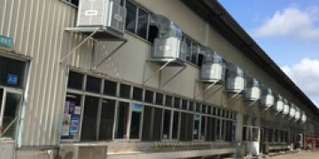 工廠廠房降溫安裝環保空調，節能省電降溫效果好！