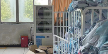 大型廠房車間降溫用蒸發(fā)冷省電空調(diào)和工業(yè)環(huán)保空調(diào)，制冷降溫效果好