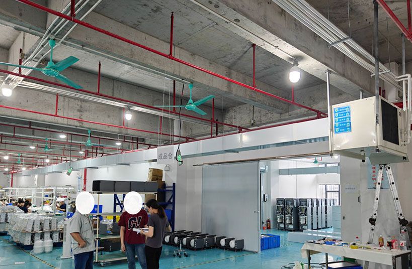 工業(yè)省電空調(diào)設(shè)備-臥式管道機(jī)型,工業(yè)車(chē)間崗位降溫.jpg 工業(yè)省電空調(diào)設(shè)備-臥式管道機(jī)型,工業(yè)車(chē)間崗位降溫.jpg