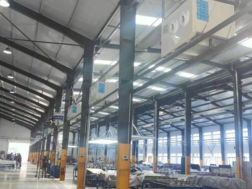 蒸發冷省電空調-臥式射流機安裝于廠房車間降溫案例.jpg 蒸發冷省電空調-臥式射流機安裝于廠房車間降溫案例.jpg